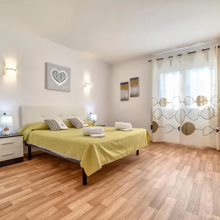 Benicolada - Plusholidays *